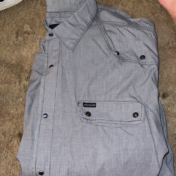 Mens rocka wear button up - Picture 3 of 3